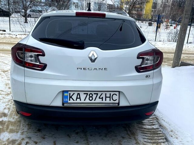 Белый Рено Меган, объемом двигателя 1.5 л и пробегом 34300 тыс. км за 6500 $, фото 2 на Automoto.ua