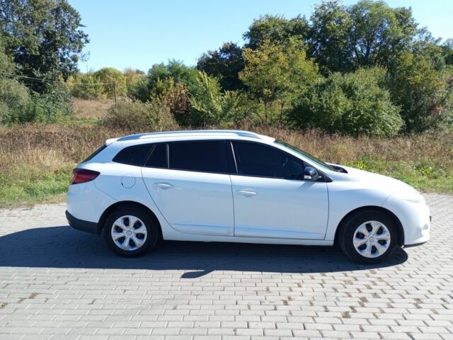 Білий Рено Меган, об'ємом двигуна 1.5 л та пробігом 325 тис. км за 6800 $, фото 4 на Automoto.ua