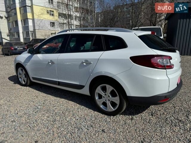 Белый Рено Меган, объемом двигателя 1.5 л и пробегом 221 тыс. км за 7600 $, фото 9 на Automoto.ua