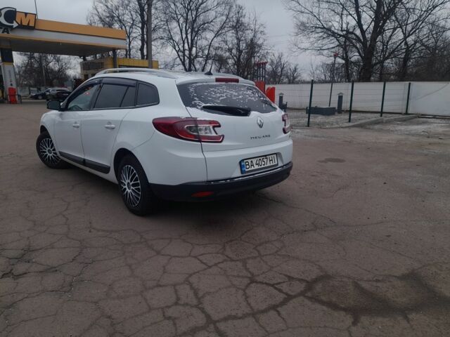 Білий Рено Меган, об'ємом двигуна 1.5 л та пробігом 330 тис. км за 6500 $, фото 5 на Automoto.ua