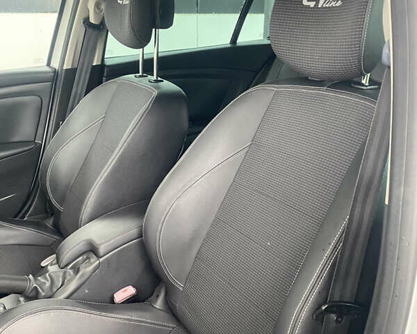 Белый Рено Меган, объемом двигателя 1.5 л и пробегом 150 тыс. км за 8500 $, фото 36 на Automoto.ua