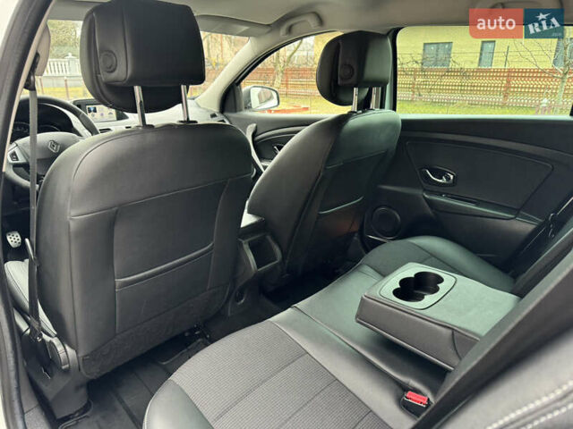 Белый Рено Меган, объемом двигателя 1.5 л и пробегом 201 тыс. км за 8750 $, фото 53 на Automoto.ua