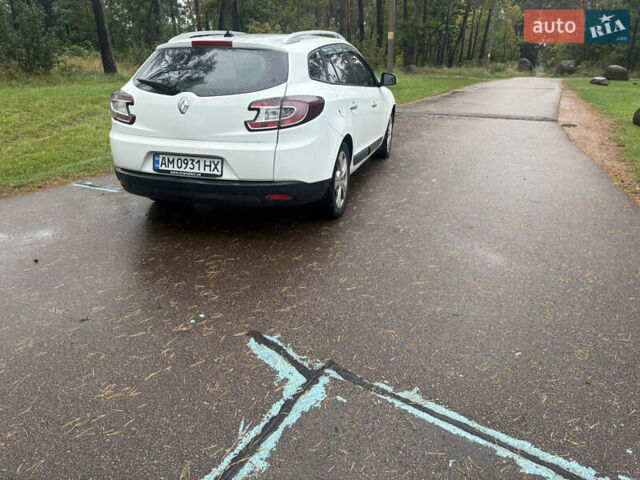 Белый Рено Меган, объемом двигателя 1.46 л и пробегом 310 тыс. км за 5500 $, фото 3 на Automoto.ua