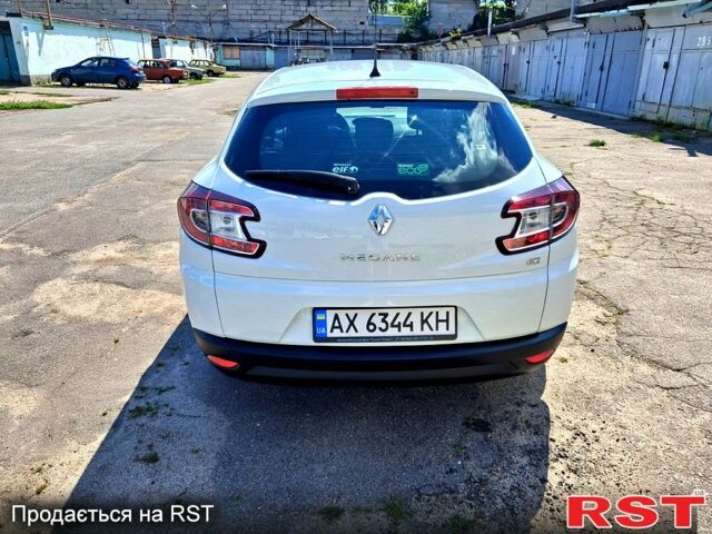 Белый Рено Меган, объемом двигателя 1.5 л и пробегом 270 тыс. км за 7800 $, фото 4 на Automoto.ua