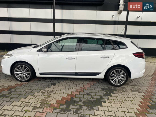 Белый Рено Меган, объемом двигателя 1.5 л и пробегом 150 тыс. км за 8500 $, фото 13 на Automoto.ua