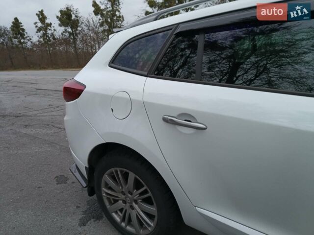Білий Рено Меган, об'ємом двигуна 1.46 л та пробігом 307 тис. км за 8400 $, фото 8 на Automoto.ua
