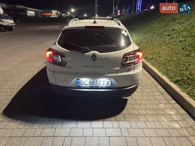 Белый Рено Меган, объемом двигателя 1.5 л и пробегом 277 тыс. км за 7500 $, фото 5 на Automoto.ua