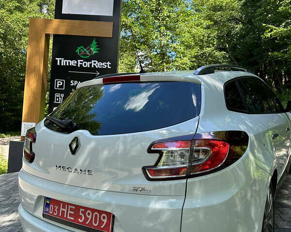 Білий Рено Меган, об'ємом двигуна 1.5 л та пробігом 230 тис. км за 8299 $, фото 35 на Automoto.ua