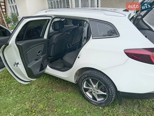 Белый Рено Меган, объемом двигателя 1.5 л и пробегом 272 тыс. км за 7950 $, фото 15 на Automoto.ua