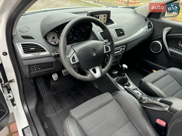 Белый Рено Меган, объемом двигателя 1.5 л и пробегом 201 тыс. км за 8750 $, фото 40 на Automoto.ua