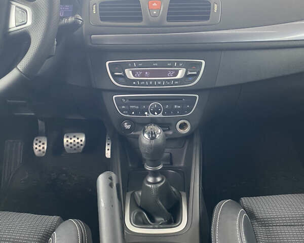 Белый Рено Меган, объемом двигателя 1.5 л и пробегом 150 тыс. км за 8500 $, фото 20 на Automoto.ua