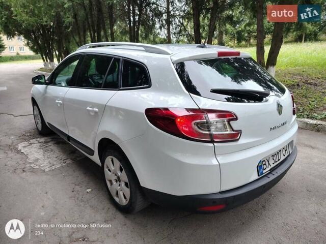 Белый Рено Меган, объемом двигателя 1.46 л и пробегом 325 тыс. км за 6600 $, фото 11 на Automoto.ua