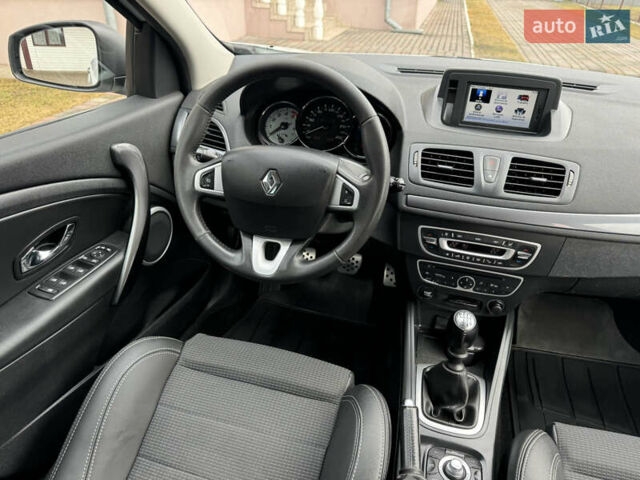 Белый Рено Меган, объемом двигателя 1.5 л и пробегом 201 тыс. км за 8750 $, фото 45 на Automoto.ua