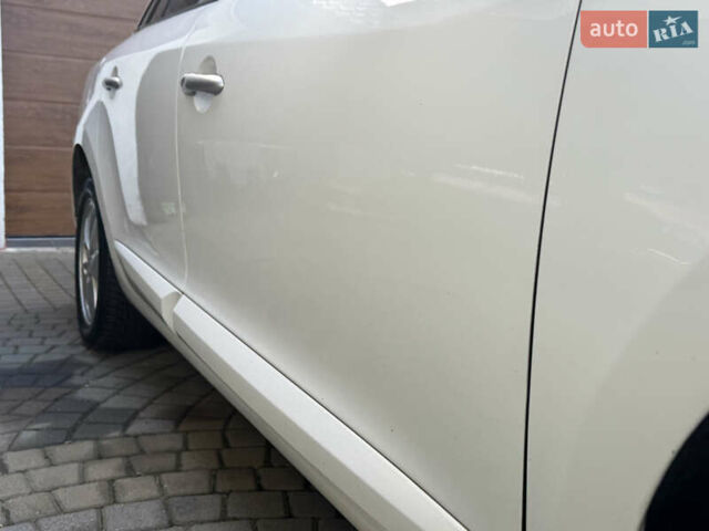 Белый Рено Меган, объемом двигателя 1.6 л и пробегом 238 тыс. км за 6450 $, фото 58 на Automoto.ua