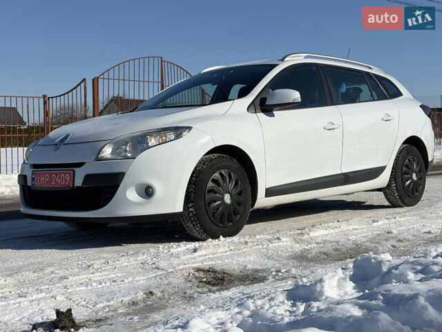 Білий Рено Меган, об'ємом двигуна 1.5 л та пробігом 238 тис. км за 6699 $, фото 8 на Automoto.ua