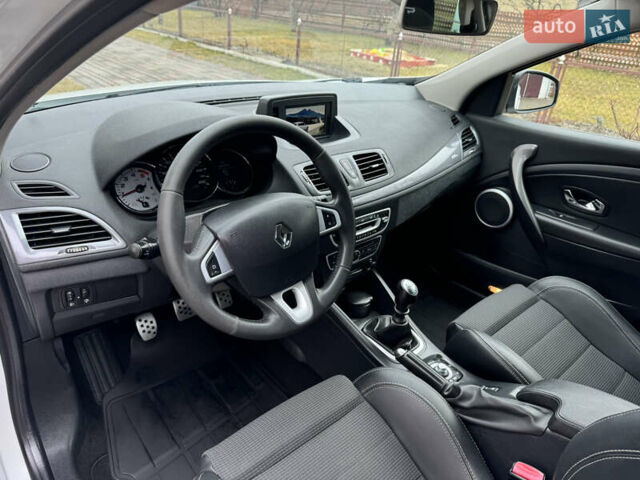 Белый Рено Меган, объемом двигателя 1.5 л и пробегом 201 тыс. км за 8750 $, фото 37 на Automoto.ua