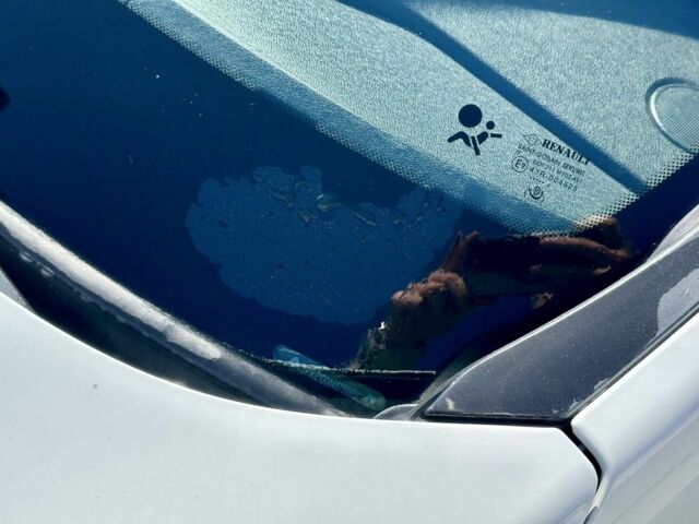 Білий Рено Меган, об'ємом двигуна 1.5 л та пробігом 240 тис. км за 5949 $, фото 15 на Automoto.ua