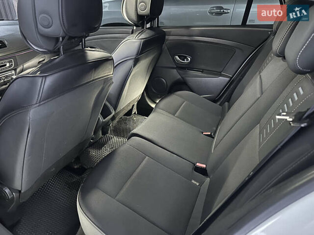 Белый Рено Меган, объемом двигателя 1.5 л и пробегом 280 тыс. км за 6900 $, фото 22 на Automoto.ua