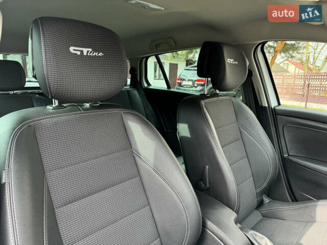 Белый Рено Меган, объемом двигателя 1.5 л и пробегом 201 тыс. км за 8750 $, фото 67 на Automoto.ua