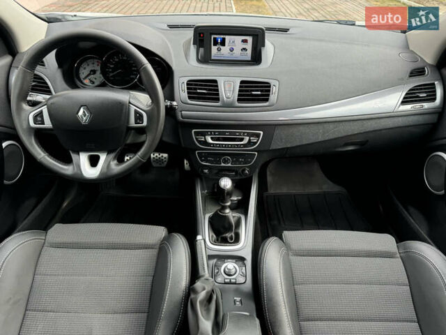 Белый Рено Меган, объемом двигателя 1.5 л и пробегом 201 тыс. км за 8750 $, фото 42 на Automoto.ua