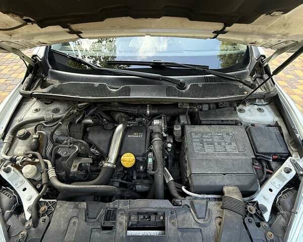 Білий Рено Меган, об'ємом двигуна 1.46 л та пробігом 156 тис. км за 7500 $, фото 21 на Automoto.ua