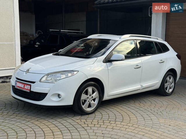 Белый Рено Меган, объемом двигателя 1.6 л и пробегом 238 тыс. км за 6450 $, фото 27 на Automoto.ua