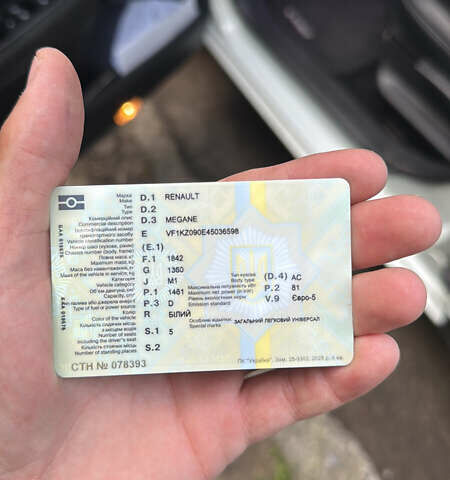 Белый Рено Меган, объемом двигателя 1.5 л и пробегом 277 тыс. км за 7500 $, фото 14 на Automoto.ua
