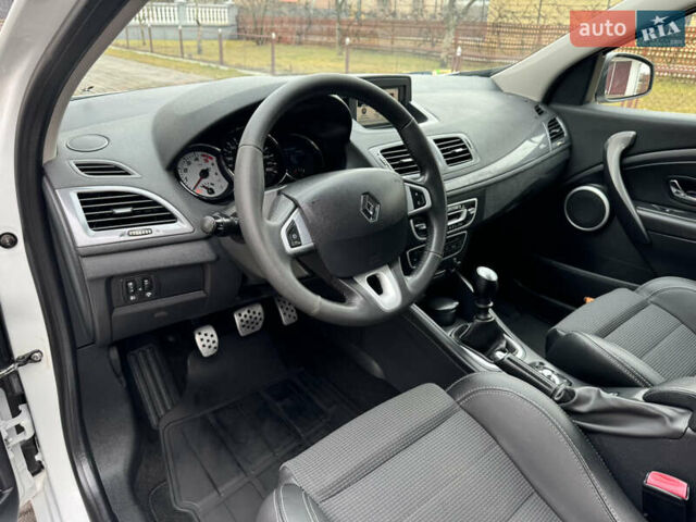Белый Рено Меган, объемом двигателя 1.5 л и пробегом 201 тыс. км за 8750 $, фото 39 на Automoto.ua