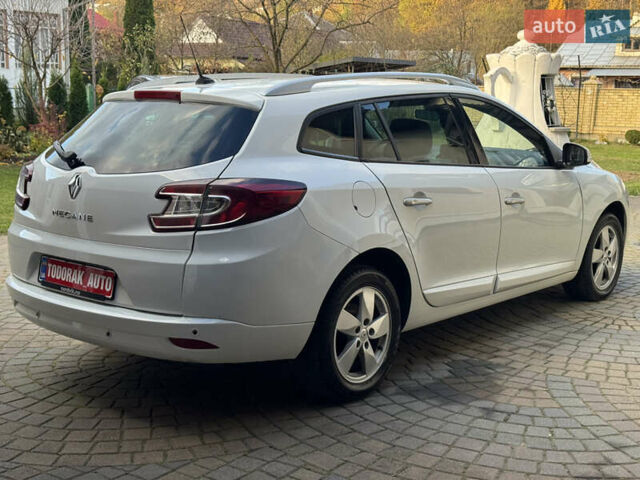 Белый Рено Меган, объемом двигателя 1.6 л и пробегом 238 тыс. км за 6450 $, фото 31 на Automoto.ua