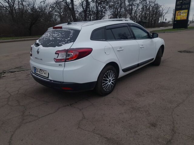 Білий Рено Меган, об'ємом двигуна 1.5 л та пробігом 330 тис. км за 6500 $, фото 4 на Automoto.ua