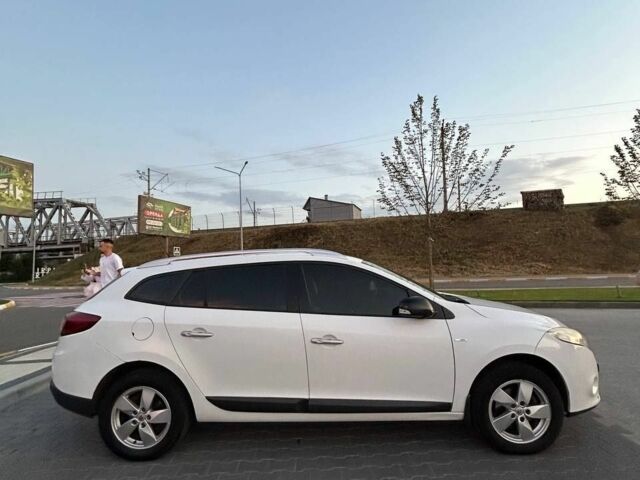 Білий Рено Меган, об'ємом двигуна 1.5 л та пробігом 360 тис. км за 6799 $, фото 2 на Automoto.ua