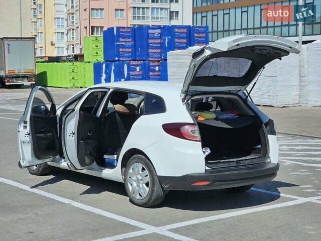 Білий Рено Меган, об'ємом двигуна 1.46 л та пробігом 231 тис. км за 7000 $, фото 14 на Automoto.ua