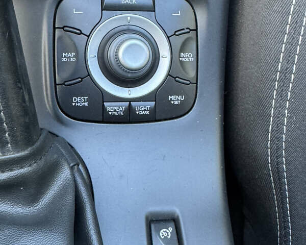 Белый Рено Меган, объемом двигателя 1.6 л и пробегом 238 тыс. км за 6450 $, фото 16 на Automoto.ua