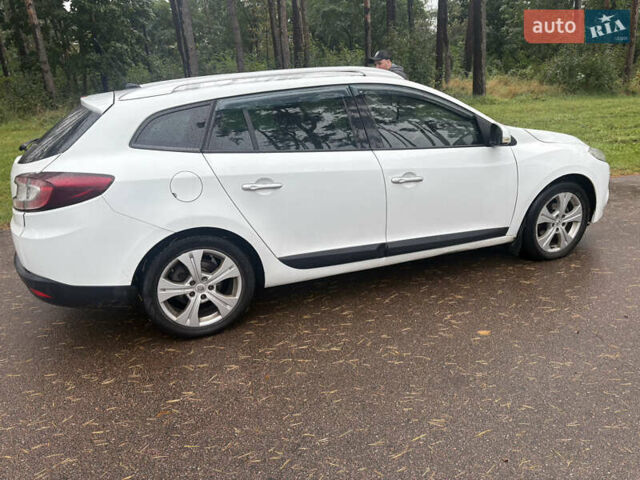 Белый Рено Меган, объемом двигателя 1.46 л и пробегом 310 тыс. км за 5500 $, фото 5 на Automoto.ua