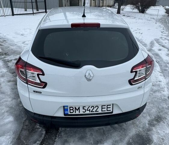 Белый Рено Меган, объемом двигателя 1.5 л и пробегом 319 тыс. км за 5900 $, фото 2 на Automoto.ua
