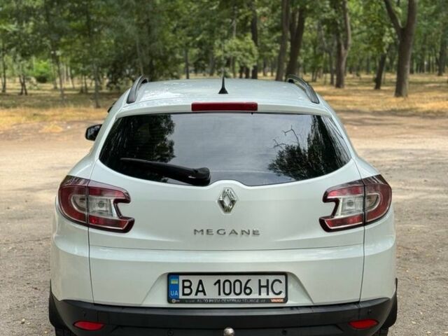 Білий Рено Меган, об'ємом двигуна 1.5 л та пробігом 198 тис. км за 6500 $, фото 2 на Automoto.ua