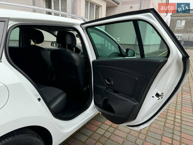 Белый Рено Меган, объемом двигателя 1.5 л и пробегом 201 тыс. км за 8750 $, фото 59 на Automoto.ua