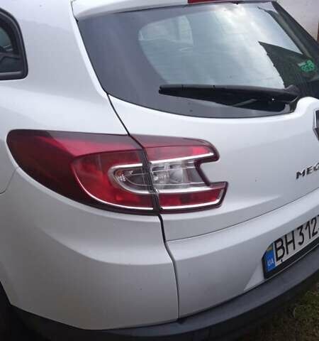 Білий Рено Меган, об'ємом двигуна 1.9 л та пробігом 267 тис. км за 7000 $, фото 6 на Automoto.ua
