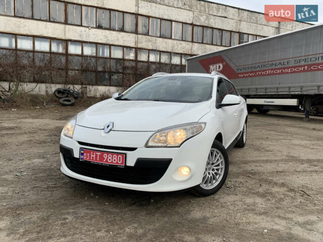 Белый Рено Меган, объемом двигателя 1.5 л и пробегом 221 тыс. км за 7200 $, фото 7 на Automoto.ua