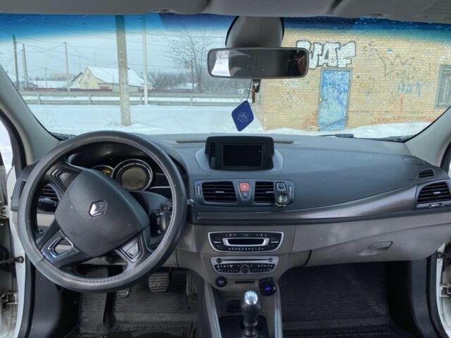 Білий Рено Меган, об'ємом двигуна 1.5 л та пробігом 253 тис. км за 7500 $, фото 5 на Automoto.ua