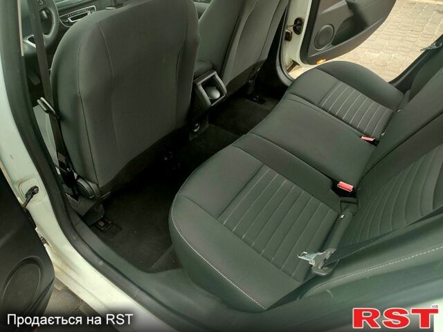 Білий Рено Меган, об'ємом двигуна 1.4 л та пробігом 266 тис. км за 6700 $, фото 8 на Automoto.ua