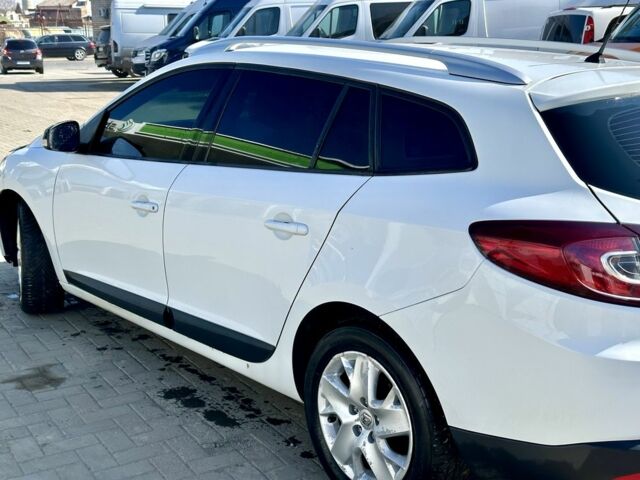 Білий Рено Меган, об'ємом двигуна 1.5 л та пробігом 240 тис. км за 5949 $, фото 9 на Automoto.ua