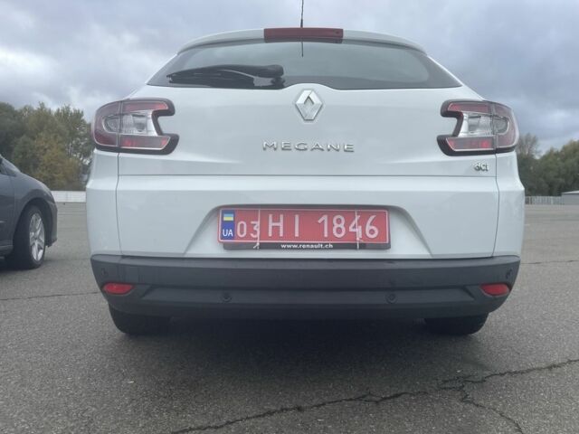 Белый Рено Меган, объемом двигателя 1.5 л и пробегом 173 тыс. км за 8400 $, фото 4 на Automoto.ua