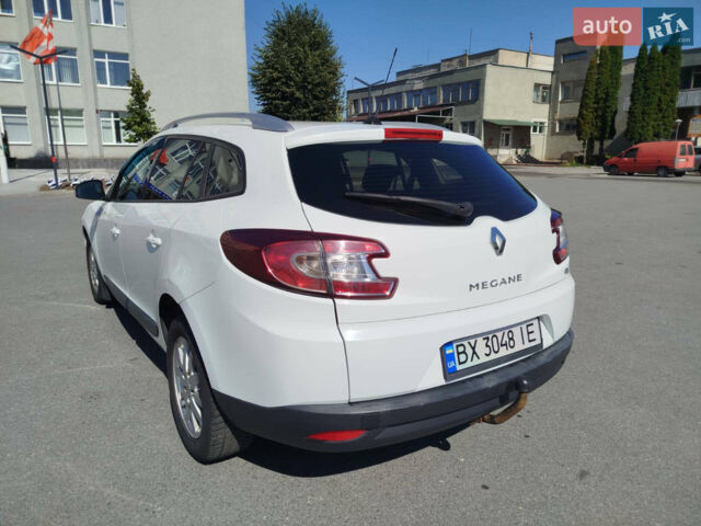Белый Рено Меган, объемом двигателя 1.5 л и пробегом 307 тыс. км за 7000 $, фото 2 на Automoto.ua