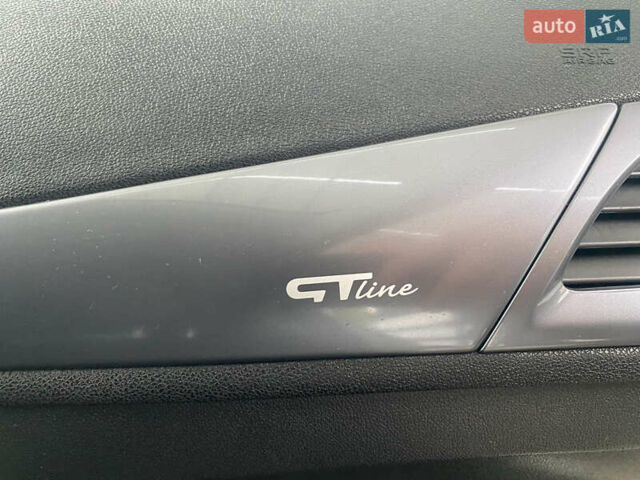 Белый Рено Меган, объемом двигателя 1.5 л и пробегом 150 тыс. км за 8500 $, фото 30 на Automoto.ua