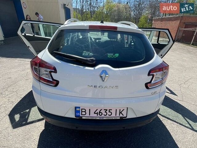 Белый Рено Меган, объемом двигателя 1.46 л и пробегом 227 тыс. км за 7500 $, фото 8 на Automoto.ua