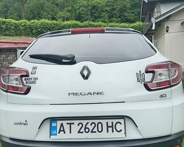 Белый Рено Меган, объемом двигателя 1.5 л и пробегом 272 тыс. км за 7950 $, фото 5 на Automoto.ua