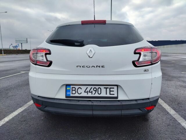 Белый Рено Меган, объемом двигателя 1.5 л и пробегом 164 тыс. км за 6750 $, фото 4 на Automoto.ua