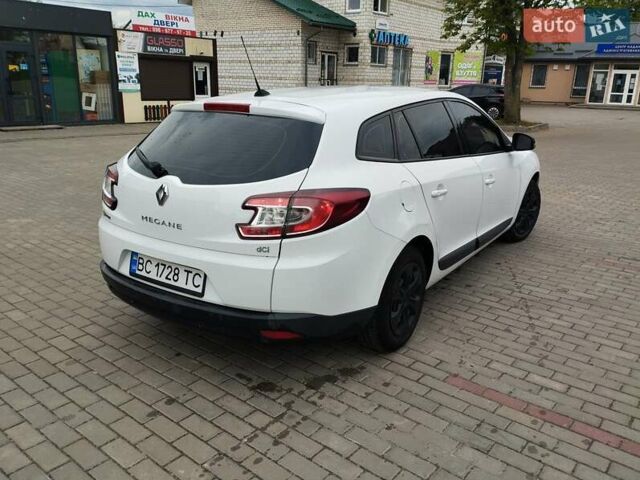 Белый Рено Меган, объемом двигателя 1.46 л и пробегом 225 тыс. км за 7700 $, фото 35 на Automoto.ua