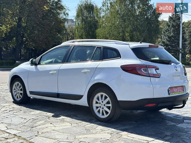 Белый Рено Меган, объемом двигателя 1.6 л и пробегом 259 тыс. км за 7700 $, фото 8 на Automoto.ua